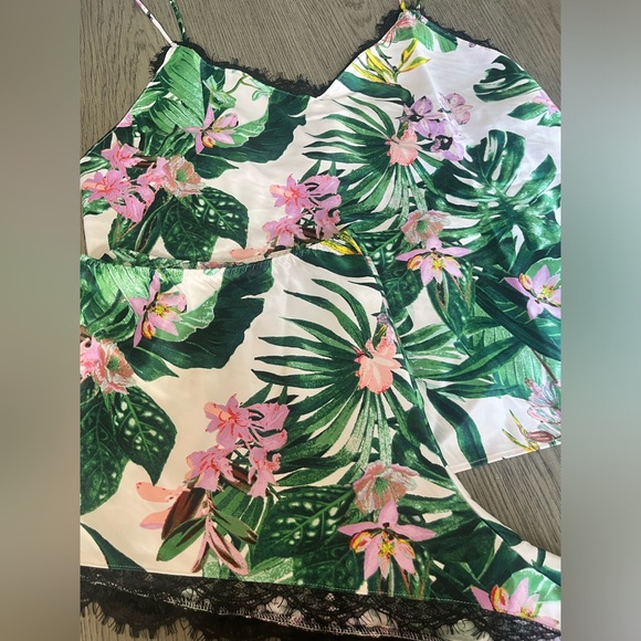 VICTORIA SECRET - Pajama Set - Picture 3 of 9